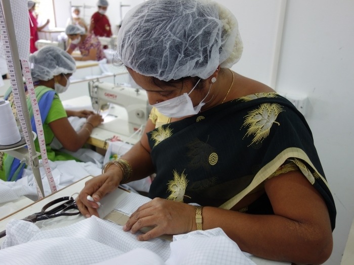 Electrotek cooperates with Lindström India for clothing.