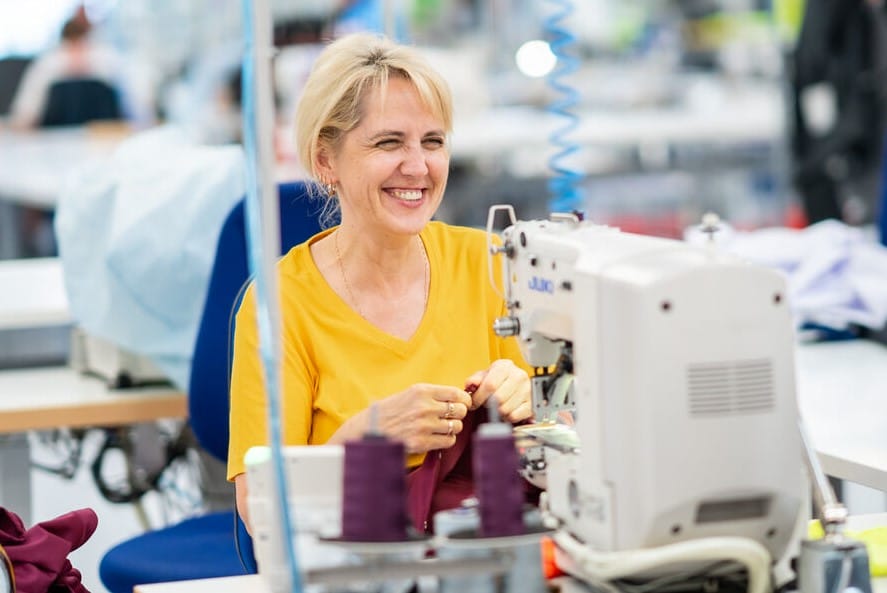 OF EMPLOYEES ARE WOMEN (2024)