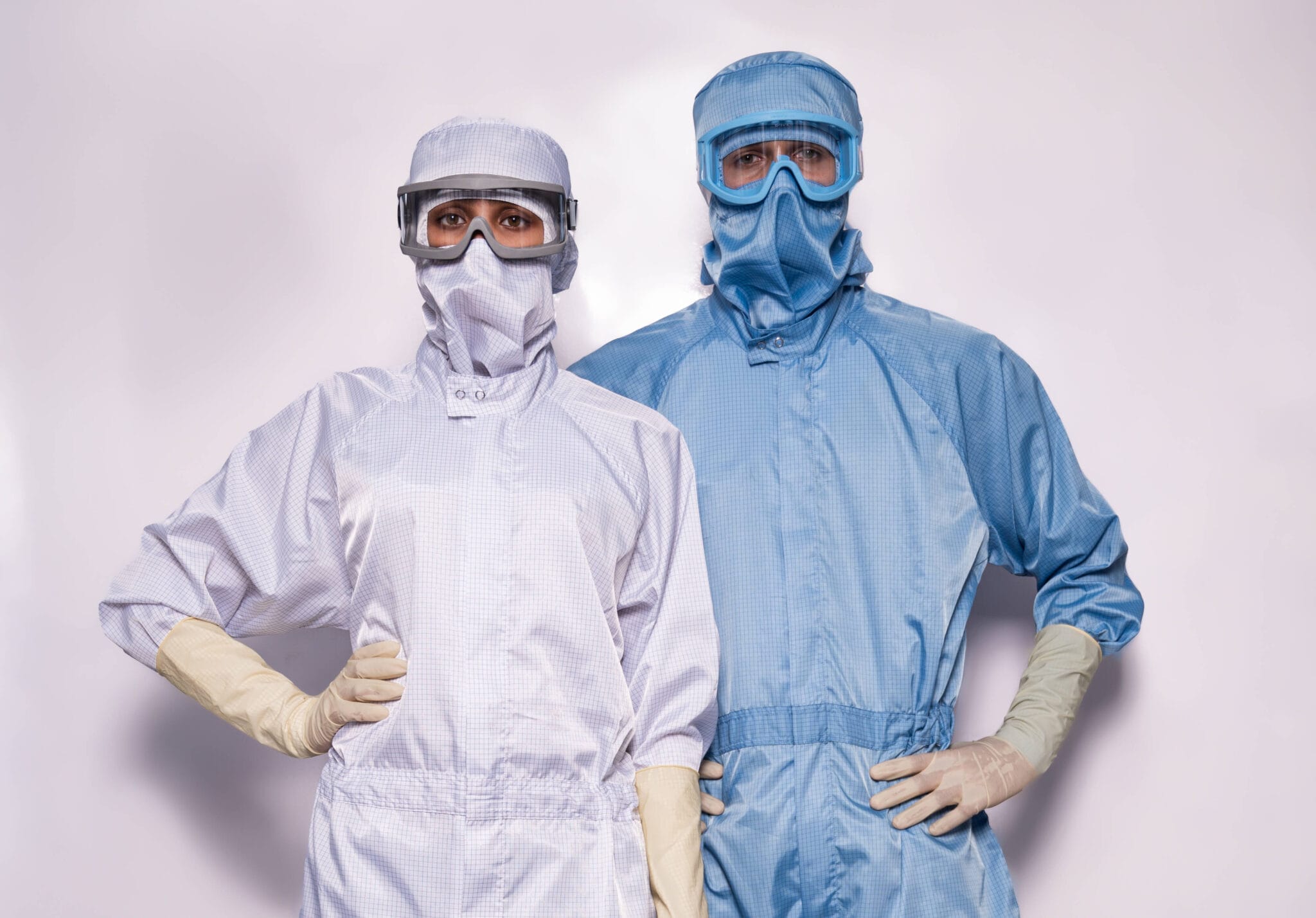 Clean Room Robe Cleanroom fabrics and design for enhanced protection - Lindström Group