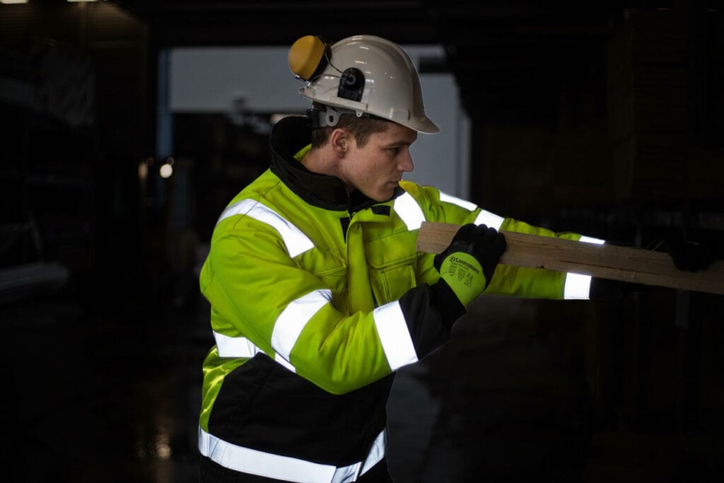A guide to affordable and sustainable protective workwear for your business