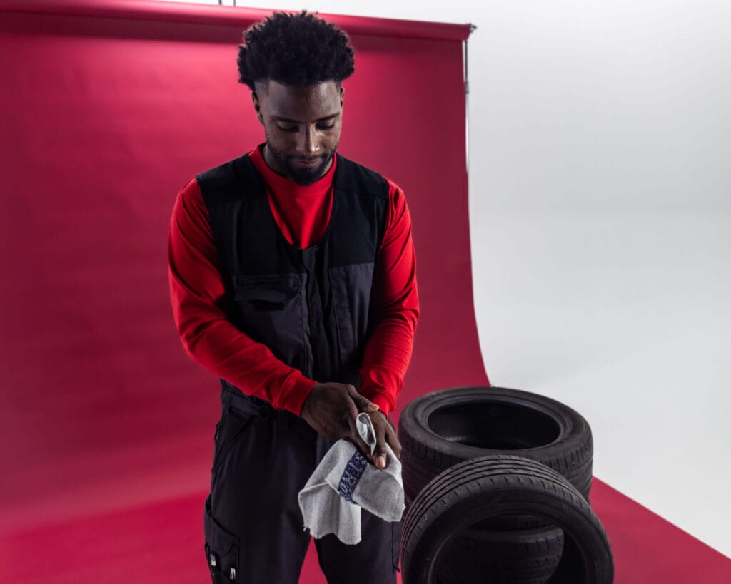 Automotive Workwear and Cloth Services That Support Everyday Routine