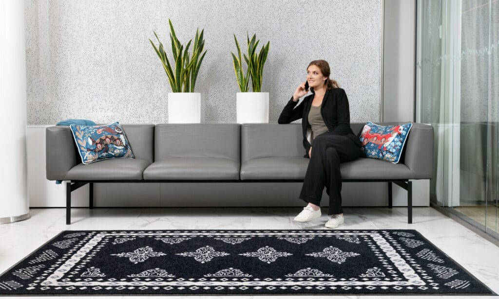 Aptauja: 55 % strādājošo nejūtas iesaistīti lēmumu pieņemšanā savā darba vietā