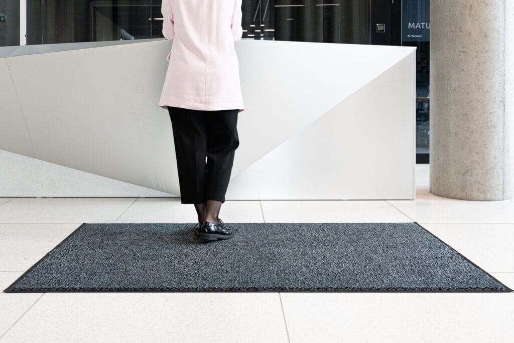 Lindström standardni predpražniki so primerni za vse, ki potrebujete zanesljivo rešitev za vsak vhod.