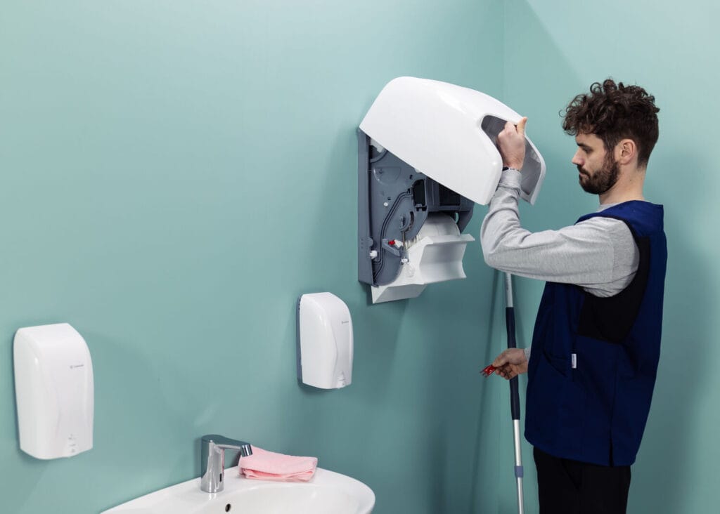 Teenus pakub terviklikku hügieenilahendust rendimudeli kaudu. 