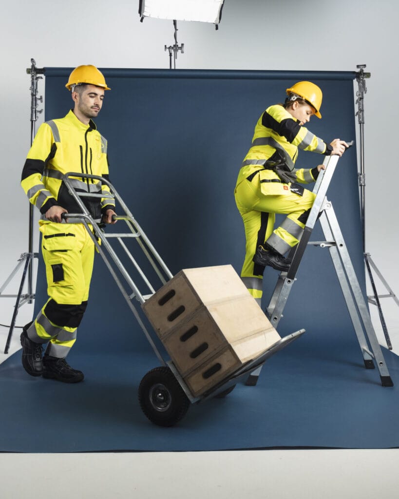 Tööinspektsioon: töötaja ei pea nõustuma tööriiete koduse pesu kohustusega