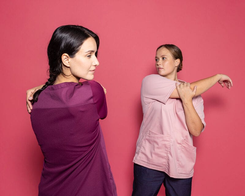 Medicinsku odeću treba prati odvojeno od ostalog veša, idealno na temperaturi od najmanje 60 stepeni Celzijusa