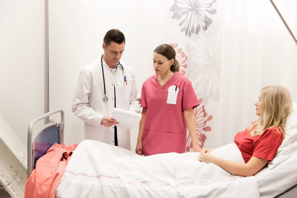 The hygiene of the working environment and medical clothing is especially important within the care and healthcare industry. Lindstrom offers an extensive selection of healthcare uniforms to ensure the safety, recognisability and individual look of the care personnel.