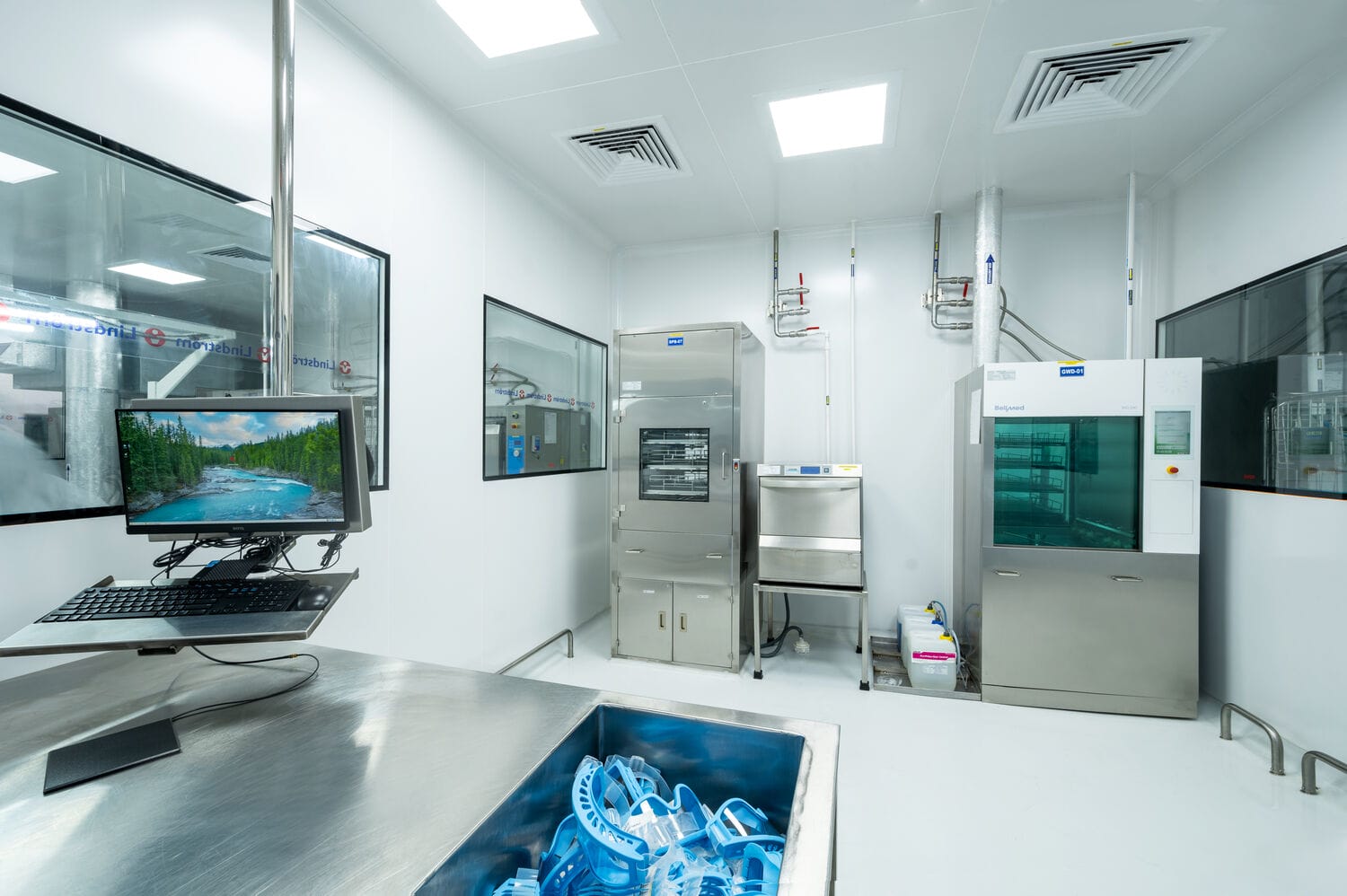 Cleanroom standards: ISO 8 and compliance regulations