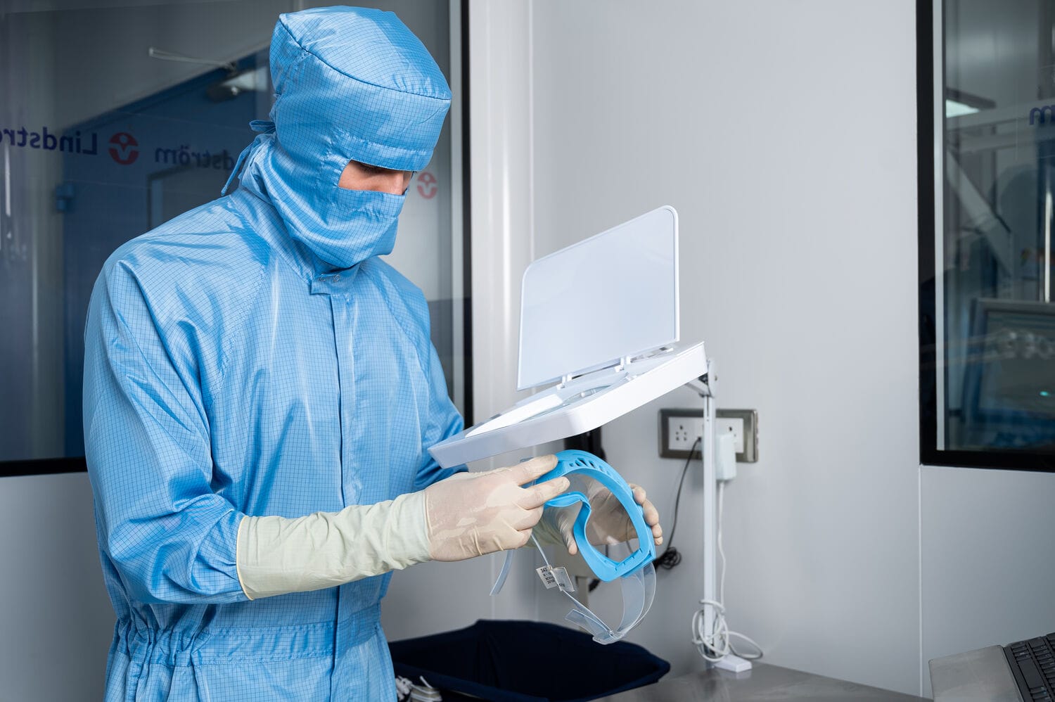 Improving Lifespan and Effectiveness of Pharma Cleanroom Garments