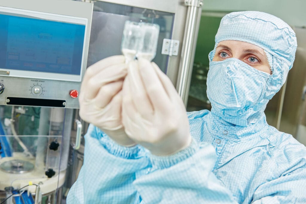 ISO Class 7 vs ISO Class 8 Cleanroom Garments