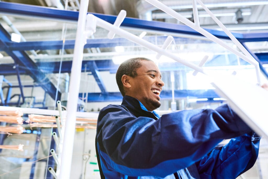 What are the benefits of workwear rental?