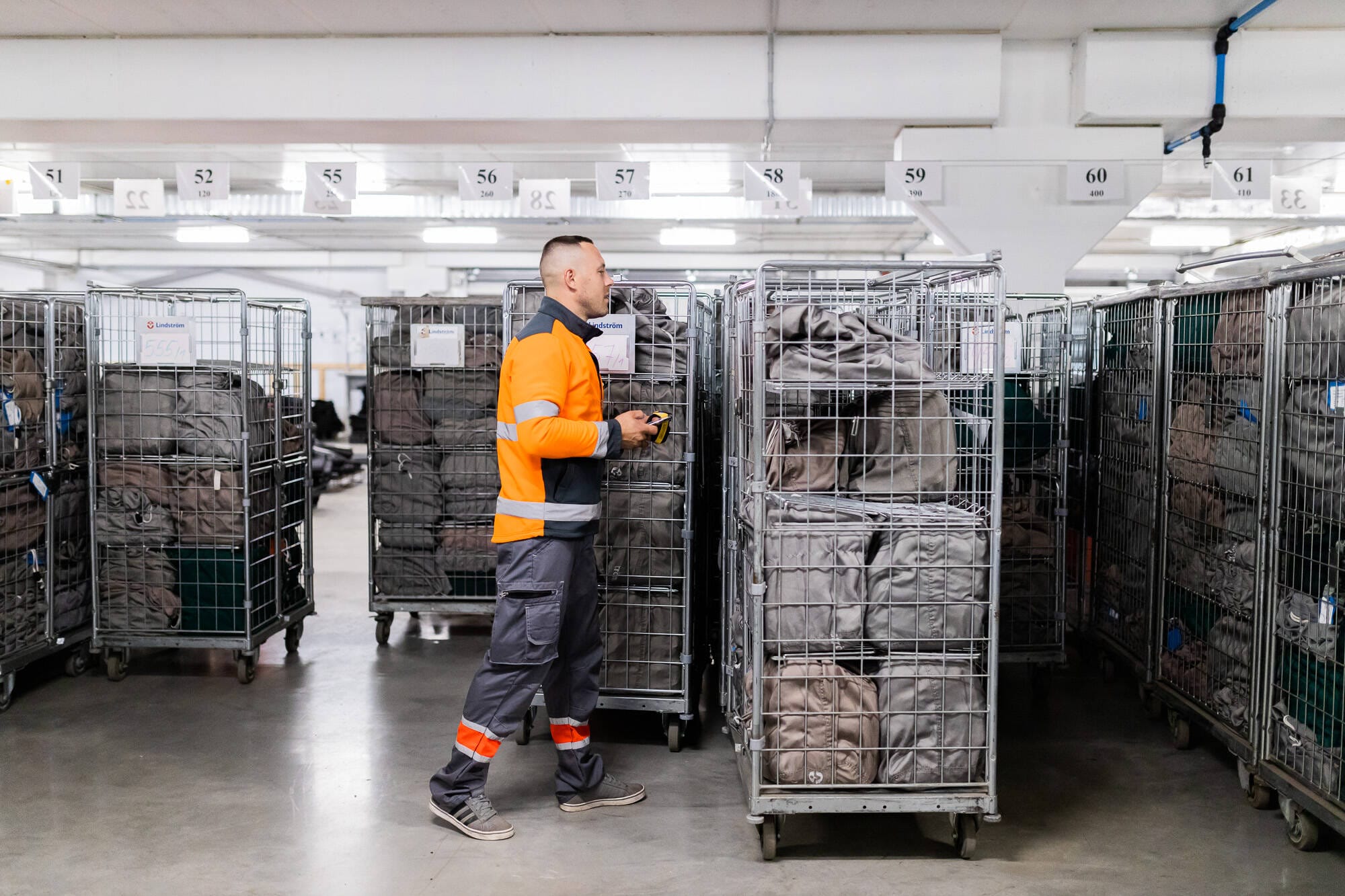 What Is an RFID Garment and Why Businesses Are Adopting It?