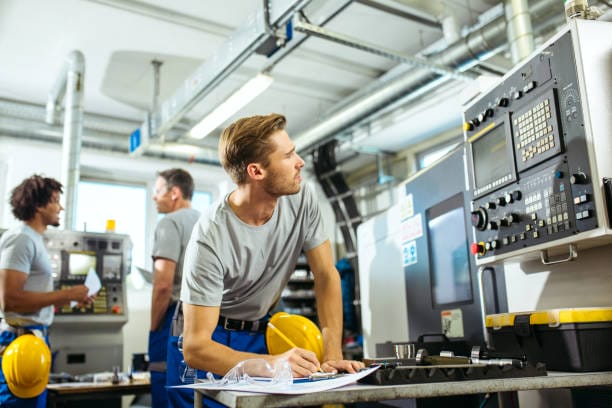 ODIZEŻ ROBOCZA DLA PRODUKCJI ELEKTRONIKI <br/>- CASE STUDY