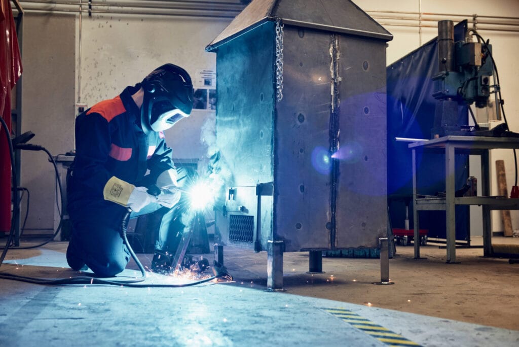 Спецодяг: відтепер ближче до клієнтів