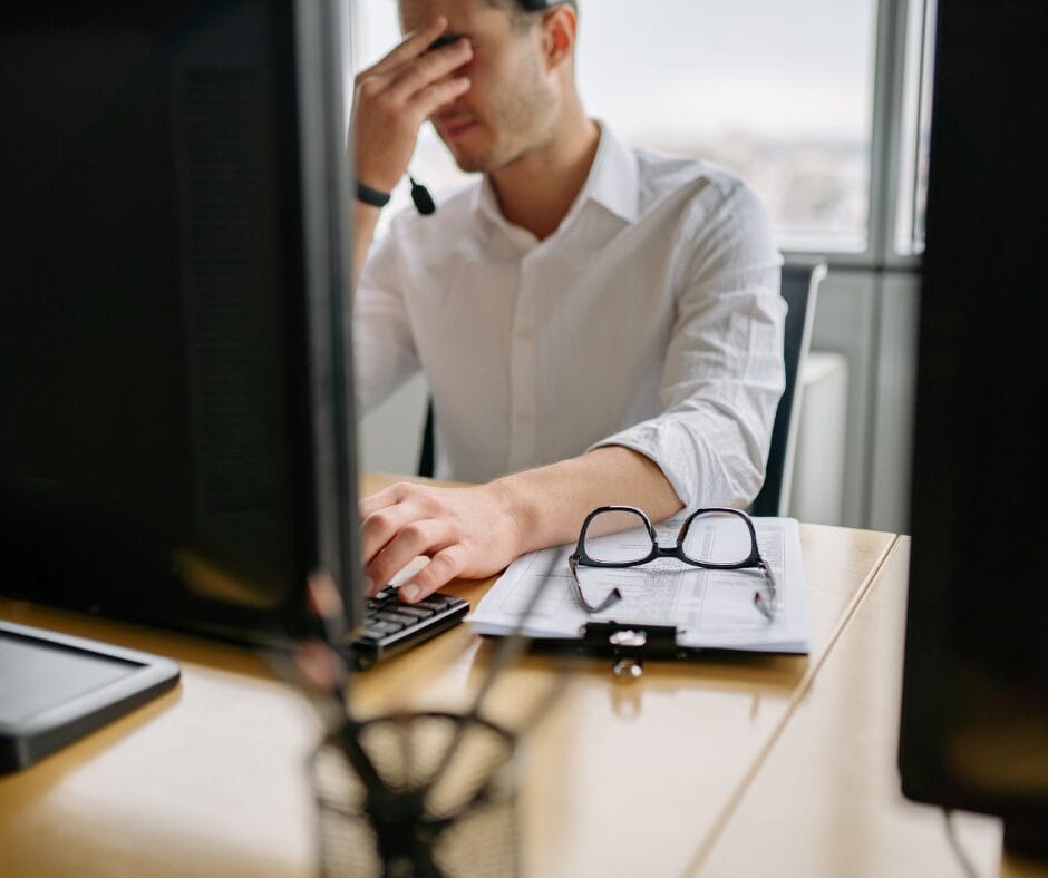 купівля спецодягу без системи контролю