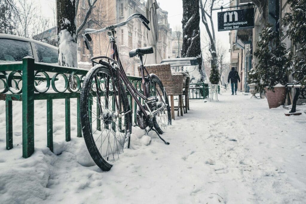 Winterdienst für Gehwege vor Wohnhäusern