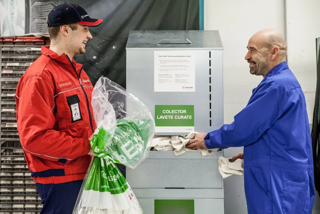 colector lavete curate livrate de Lindstrom