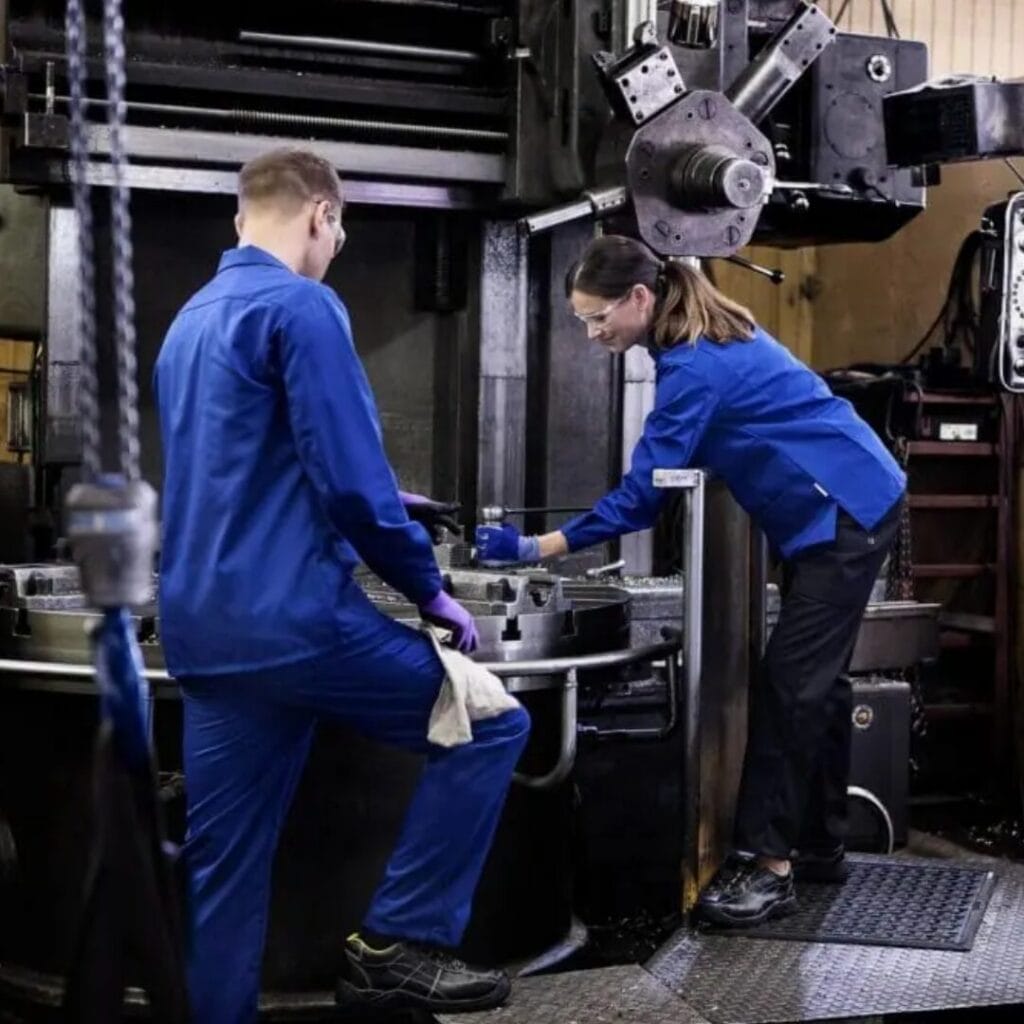 Sırt ve bacak ağrılarına yardımcı 