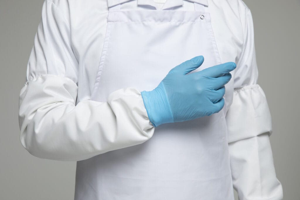 식품 산업 위생 관리, 왜 위생복부터 점검해야 할까요?