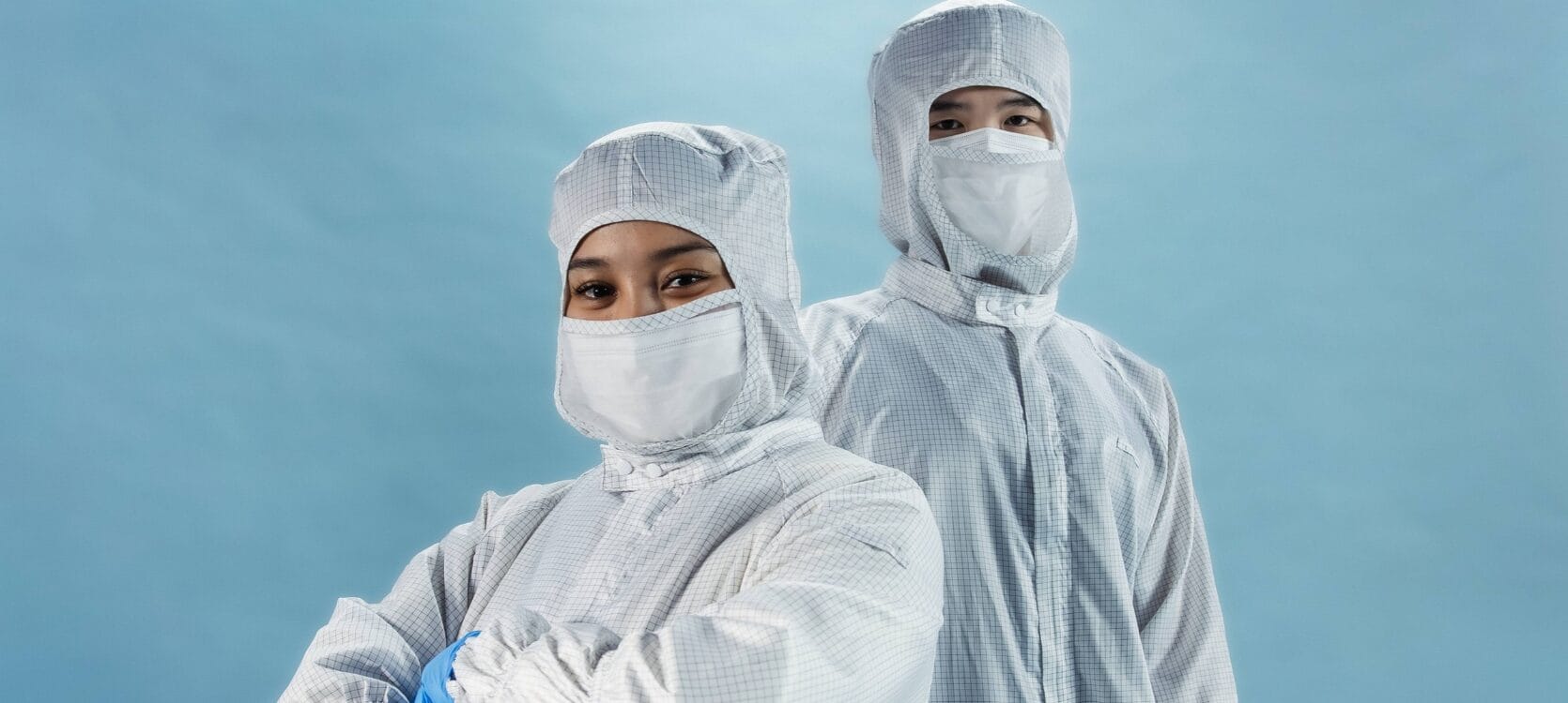 đồng phục phòng sạch gồm những gì