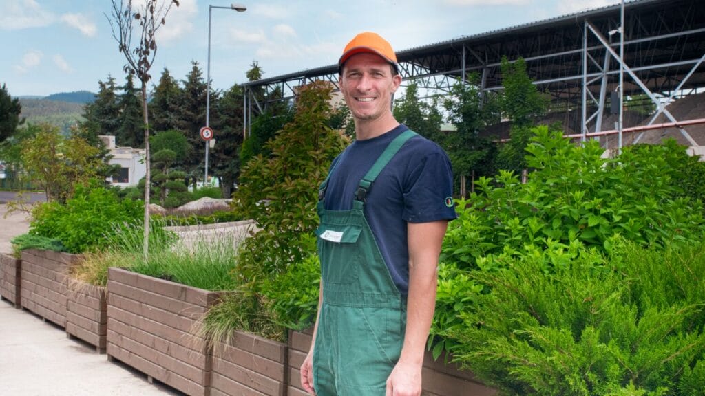 Warum sichere Produktion in kleinen Betrieben auch in der Umkleideraum beginnt