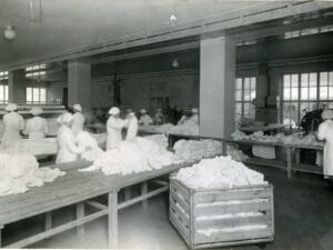 1920-luvulla yritysosto ja uusi omistaja